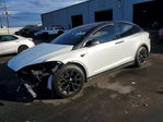 Tesla Model X 2023