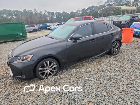Lexus IS 2018 - Image 1 of 13