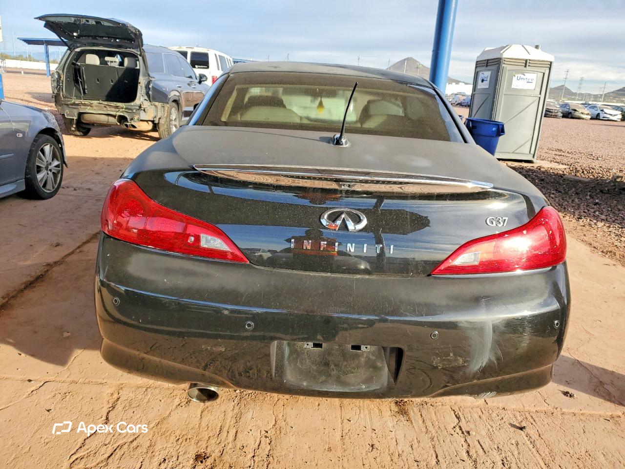 Infiniti G 2010