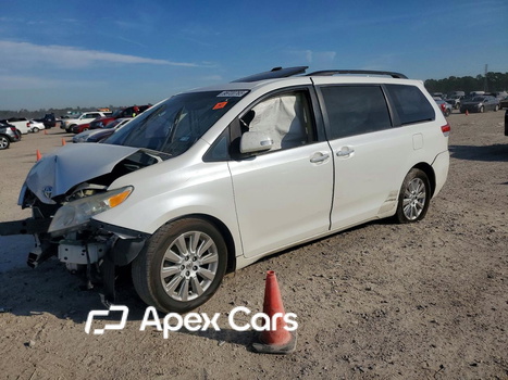 Toyota Sienna 2014 - Image 1 of 13