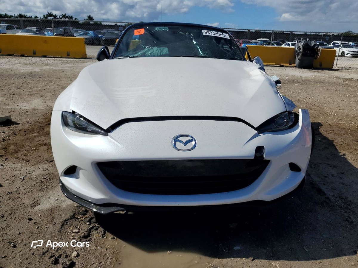Mazda MX-5 2025
