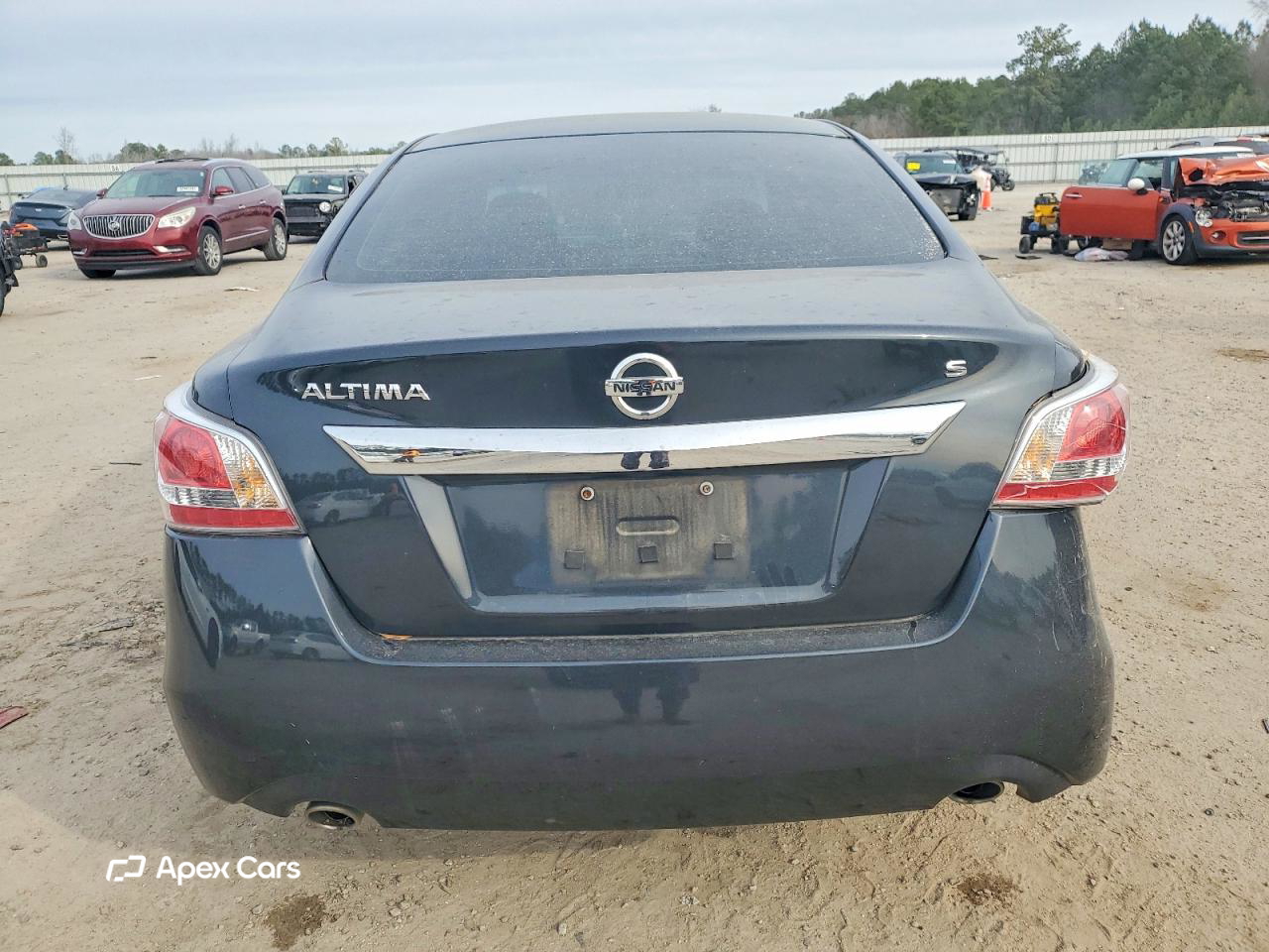 Nissan Altima 2015