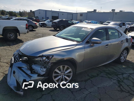 Lexus IS 2015 - Image 1 of 12