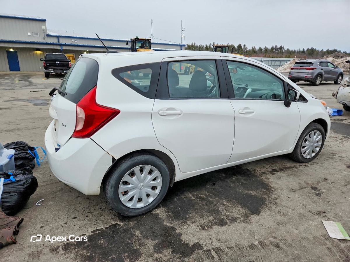 Nissan Versa 2016