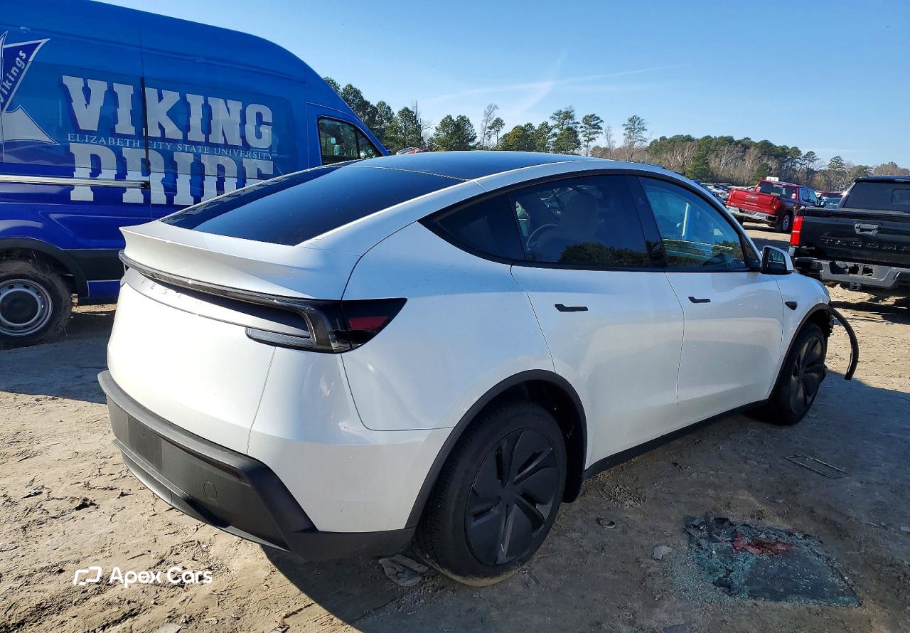 Tesla Model Y 2026