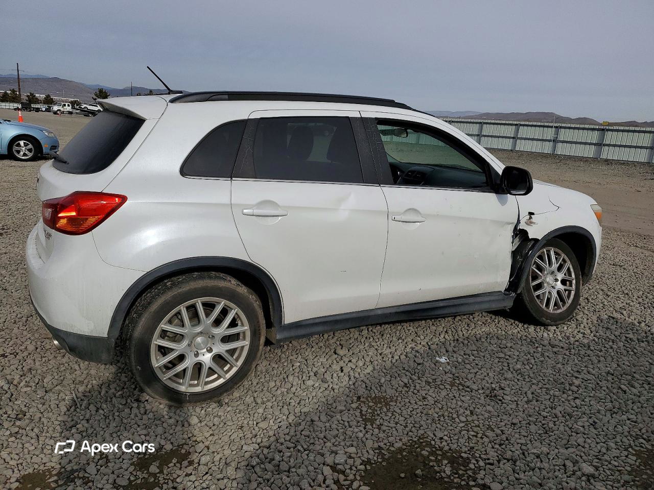 Mitsubishi Outlander 2013
