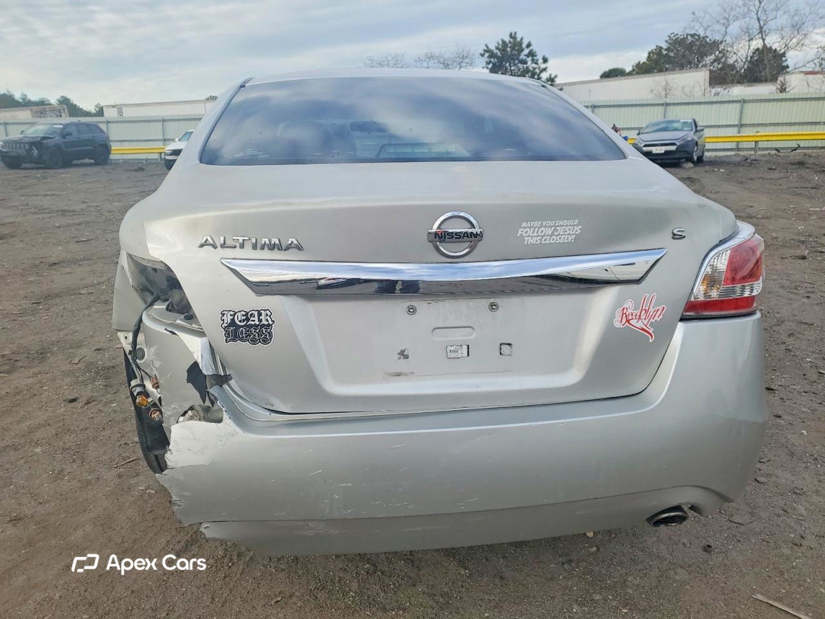 Nissan Altima 2015