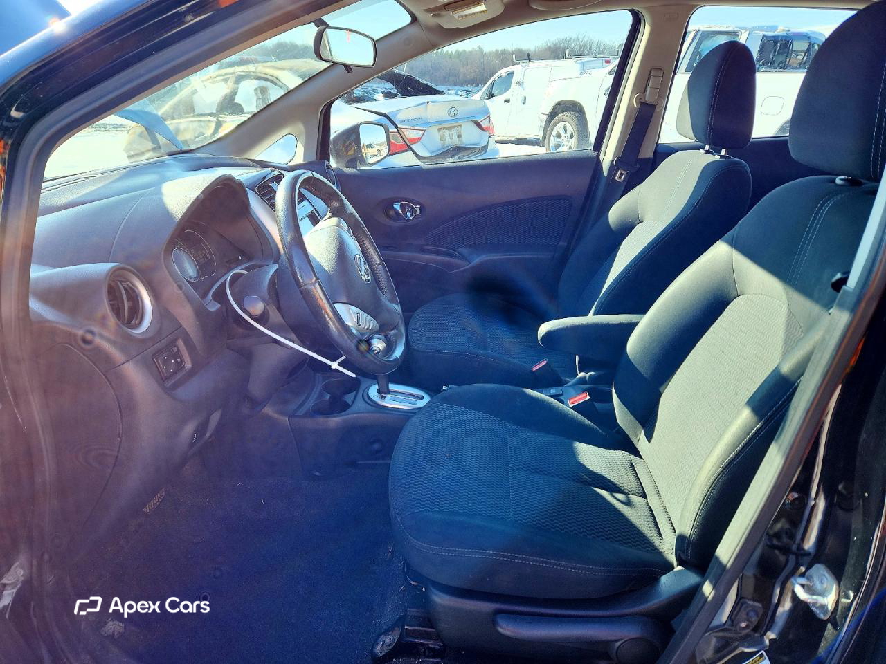 Nissan Versa 2015