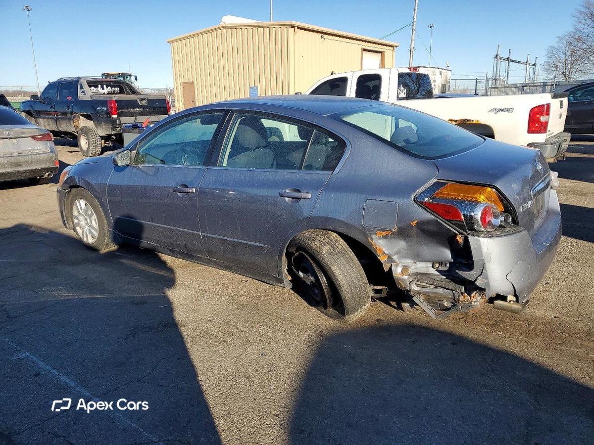Nissan Altima 2012