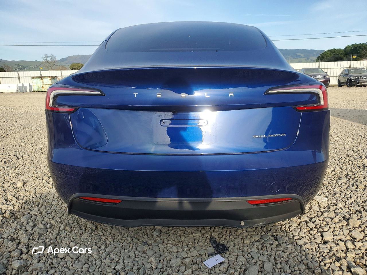Tesla Model 3 2025