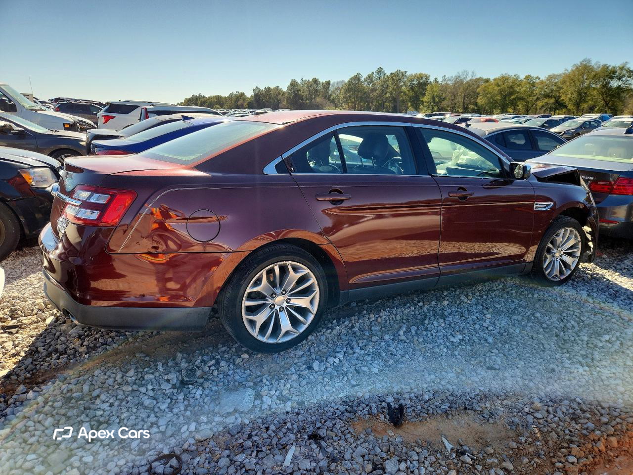 Ford Taurus 2015