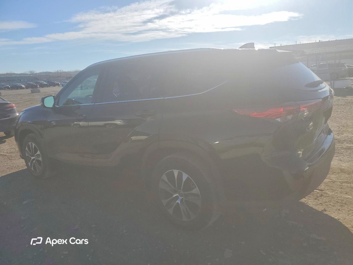 Toyota Highlander 2021