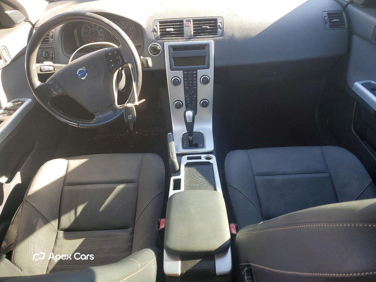 Volvo S40 2010