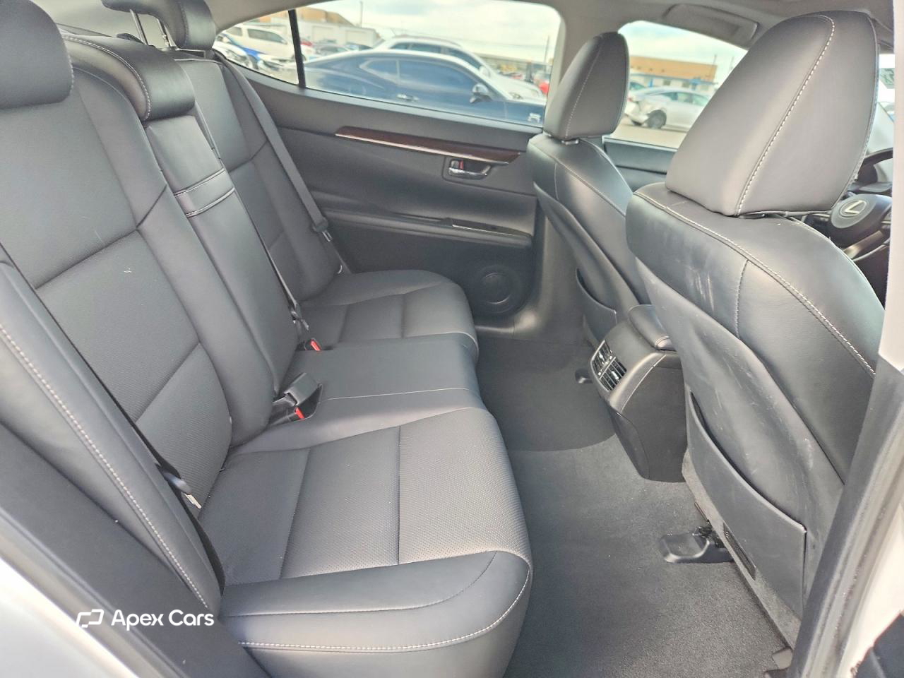 Lexus ES 2017