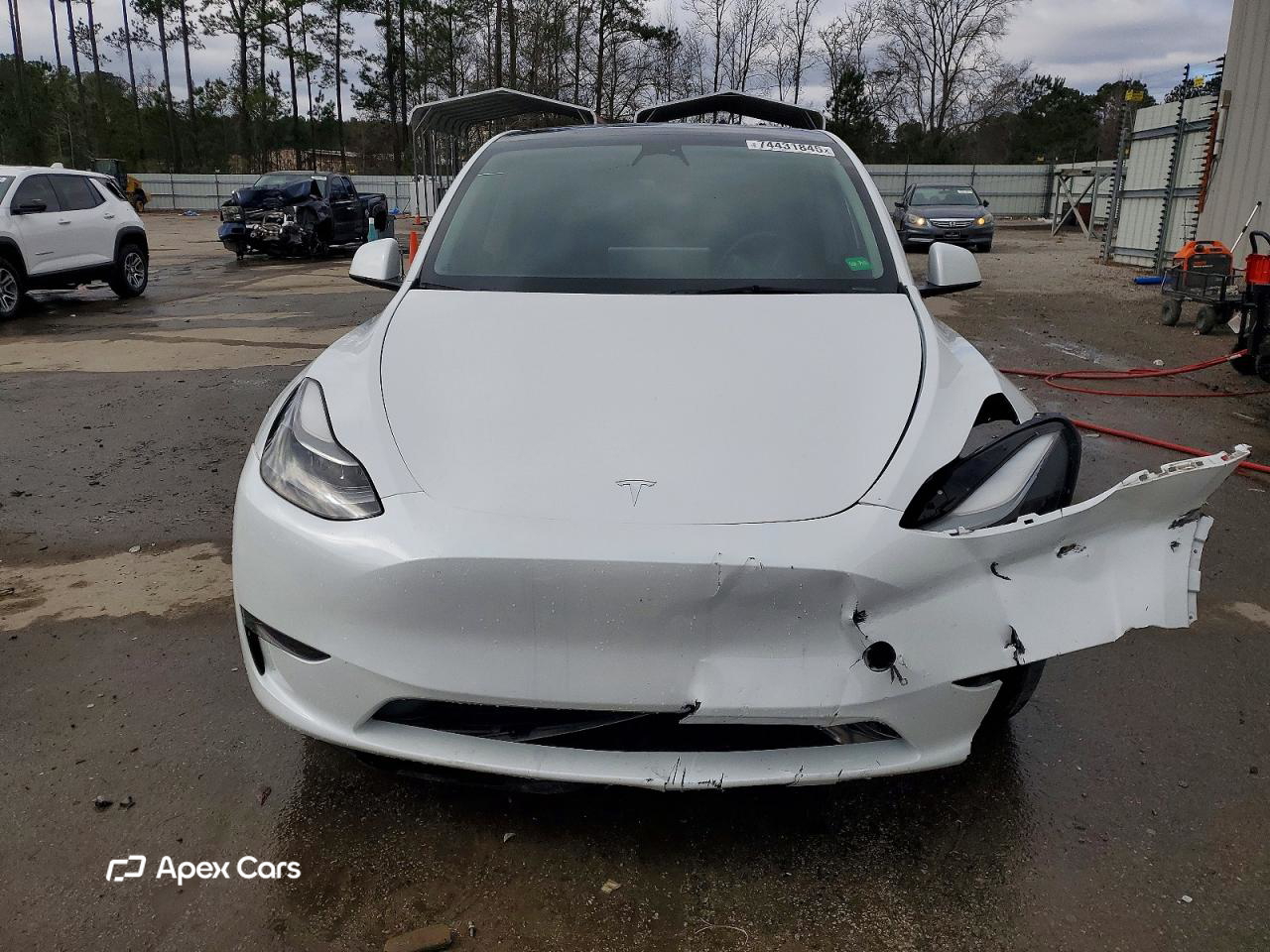 Tesla Model Y 2023