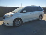 Toyota Sienna 2016