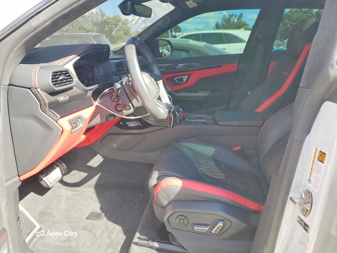 Lamborghini Urus 2024