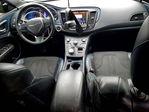 Chrysler 200 2016