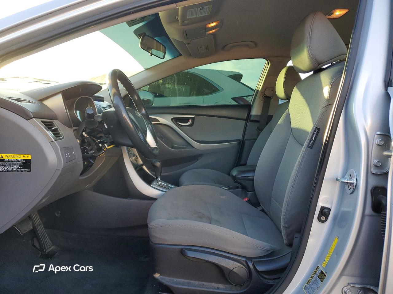 Hyundai Elantra 2012
