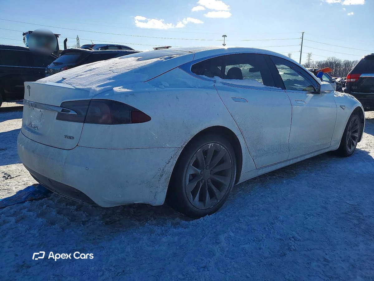 Tesla Model S 2016