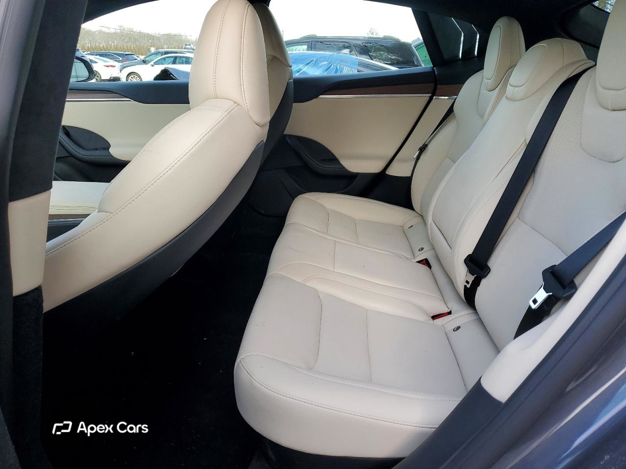 Tesla Model S 2021