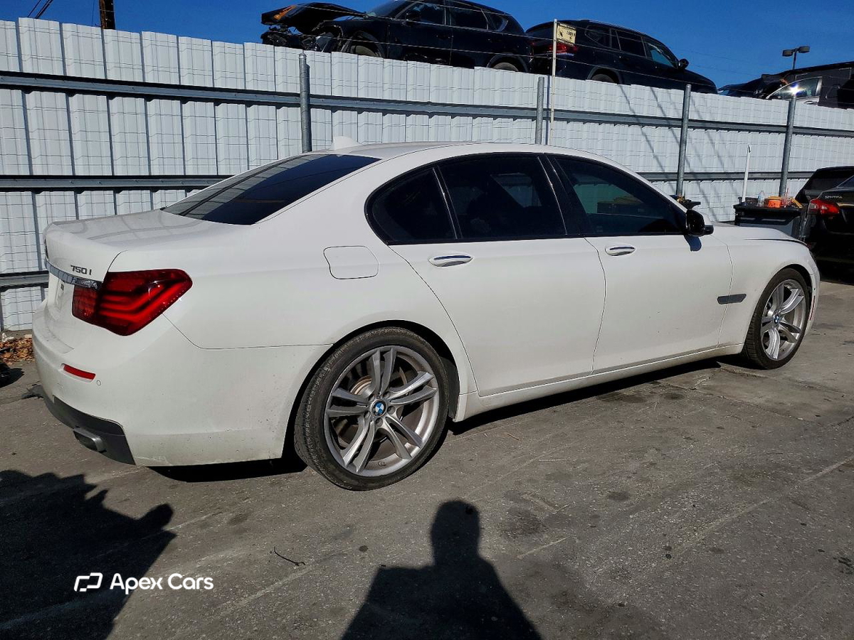 BMW Series 7 2013