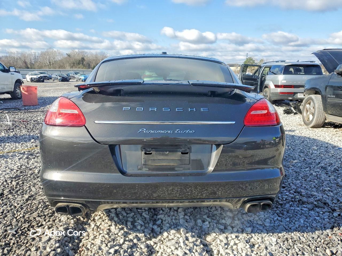 Porsche Panamera 2012