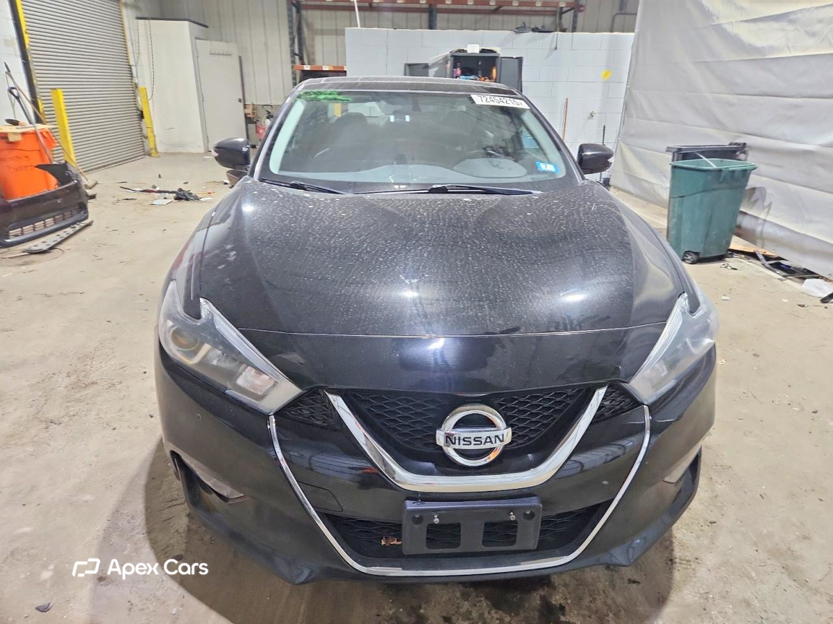 Nissan Maxima 2018