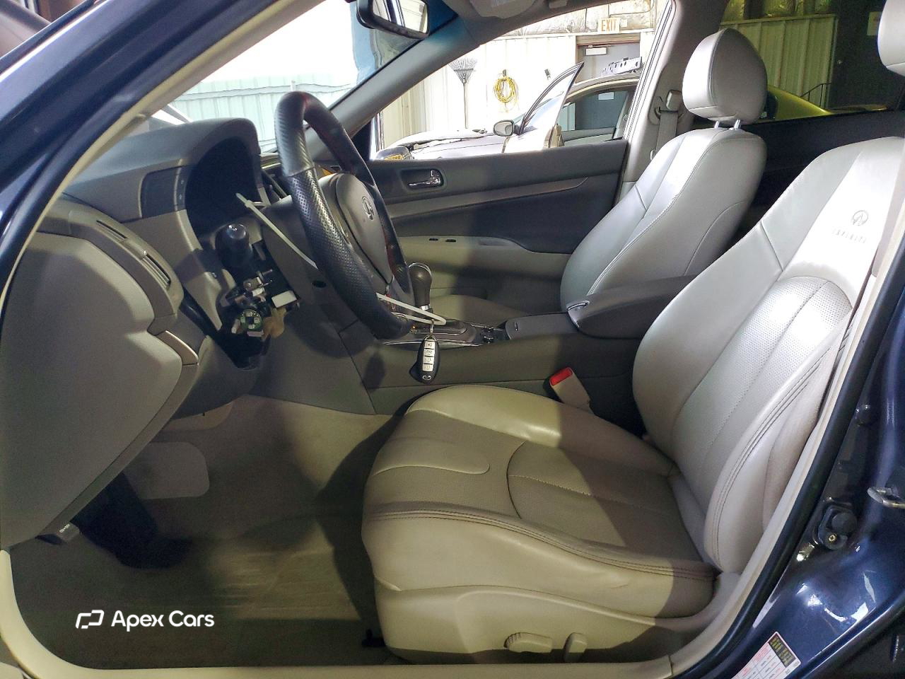 Infiniti G 2012