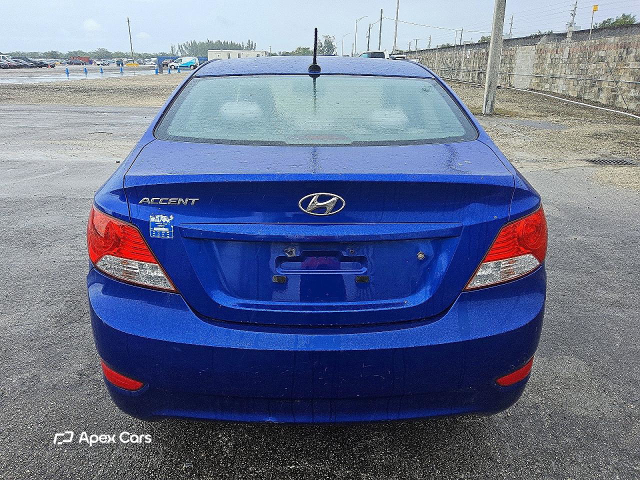Hyundai Accent 2013