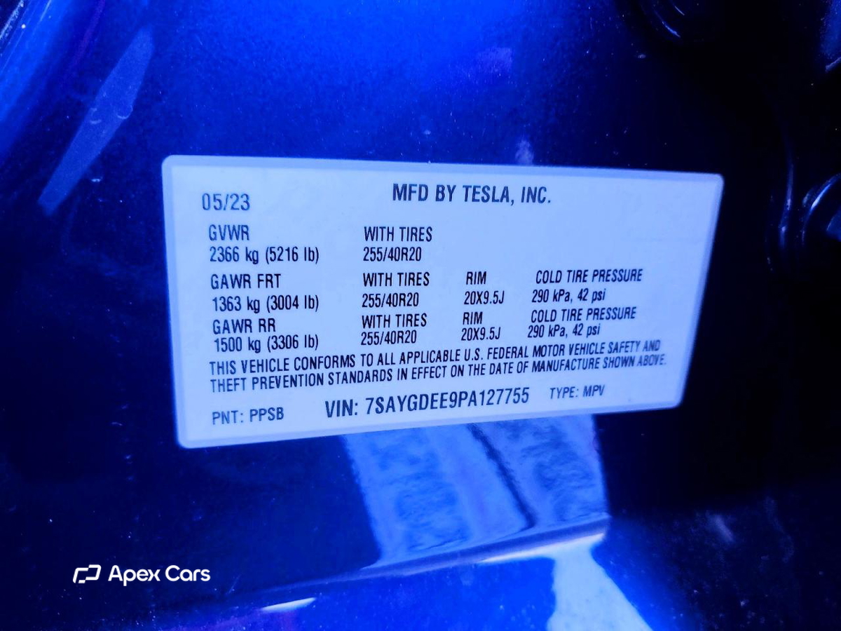 Tesla Model Y 2023