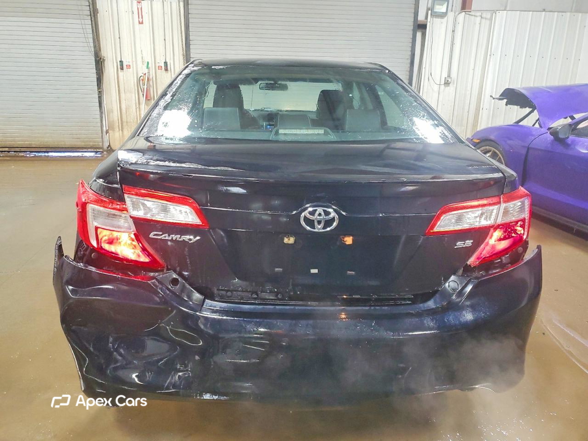 Toyota Camry 2012