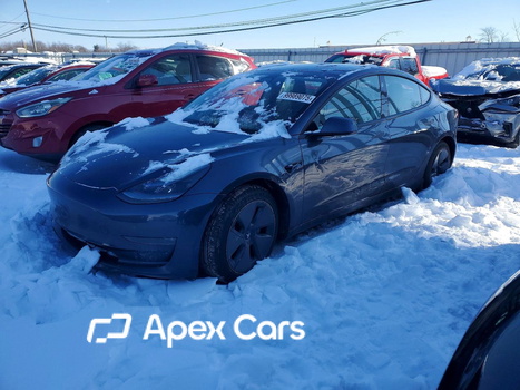 Tesla Model 3 2021 - Image 1 of 13