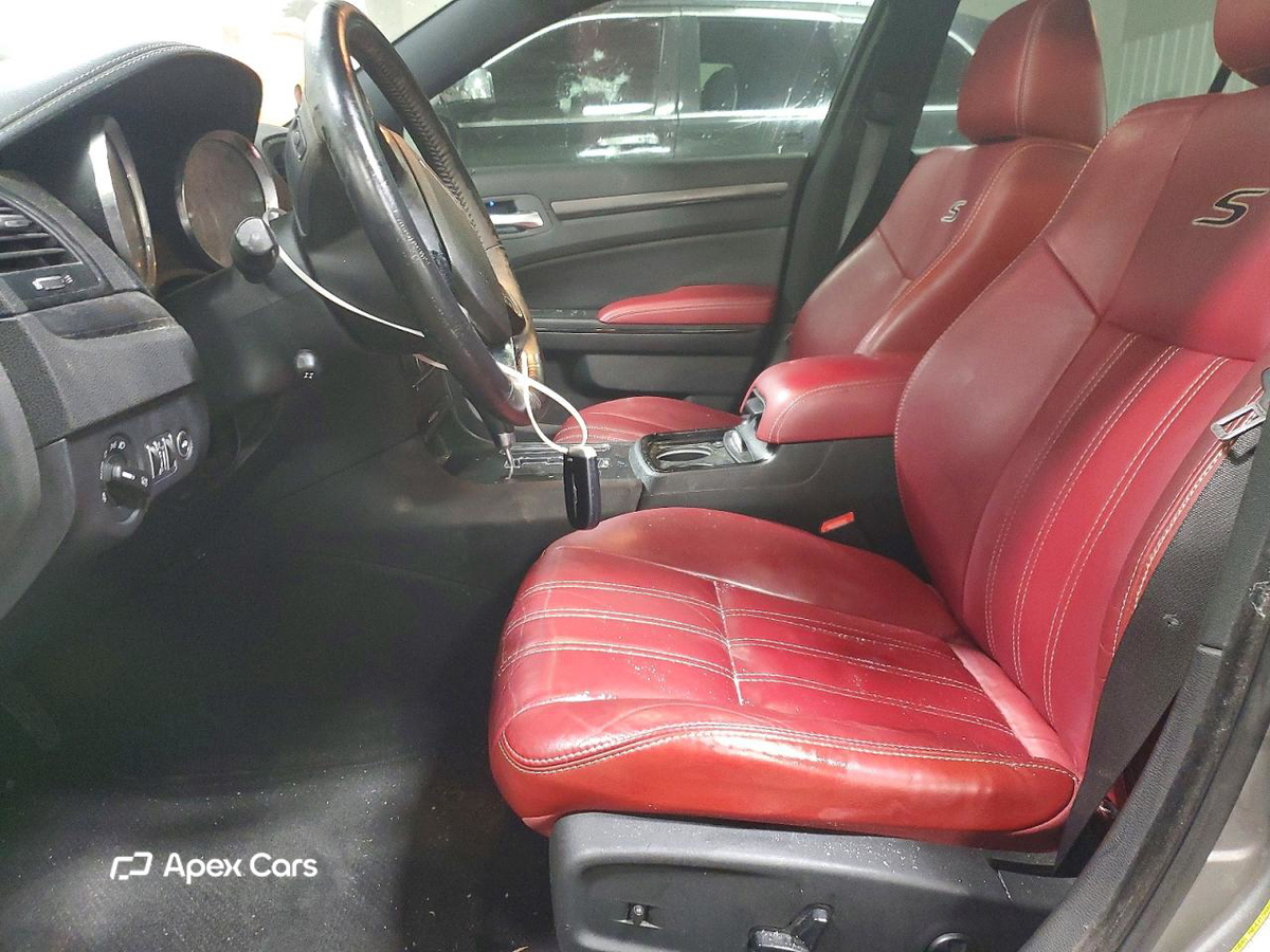 Chrysler 300 2012