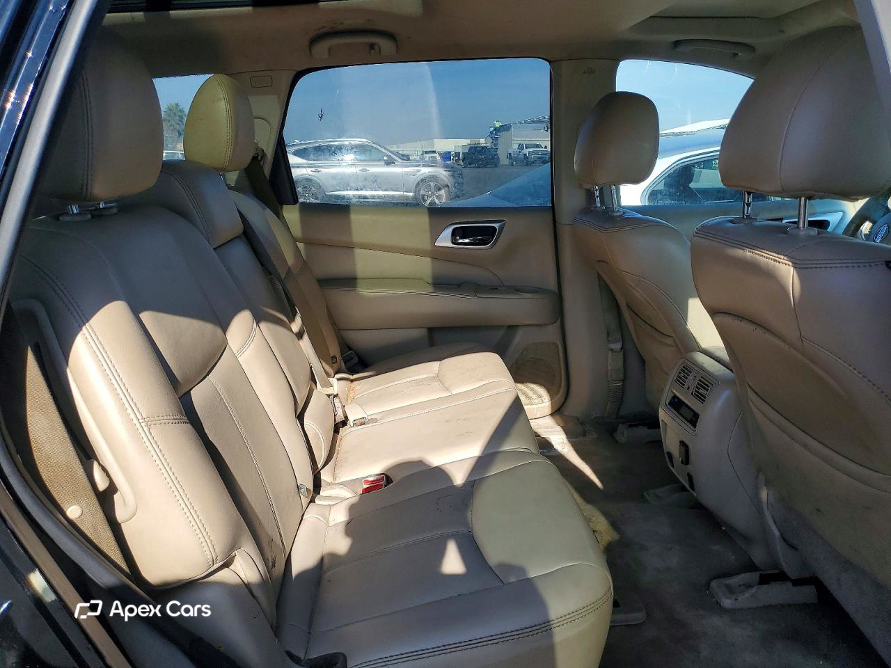 Nissan Pathfinder 2014