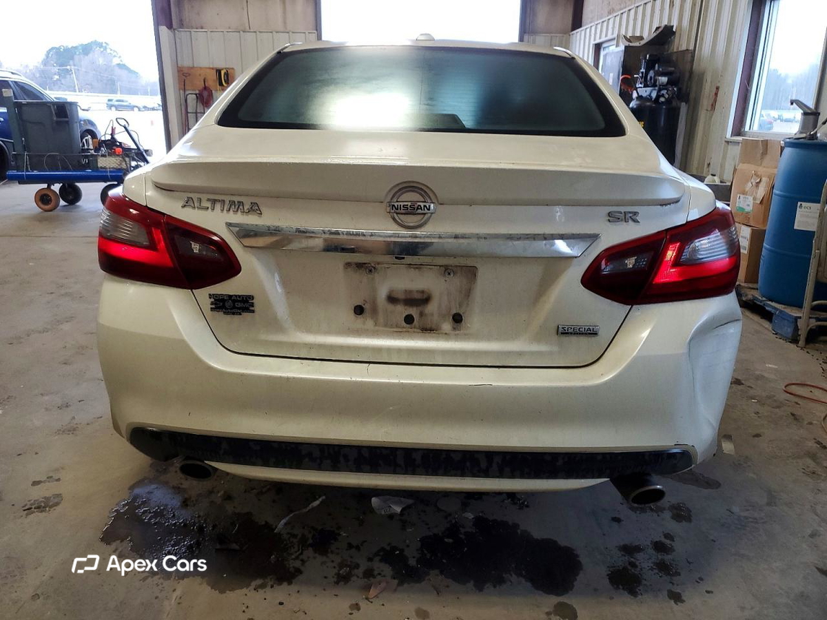 Nissan Altima 2018