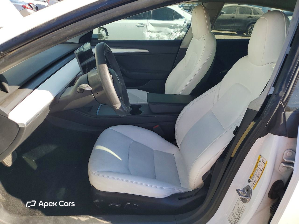 Tesla Model 3 2021