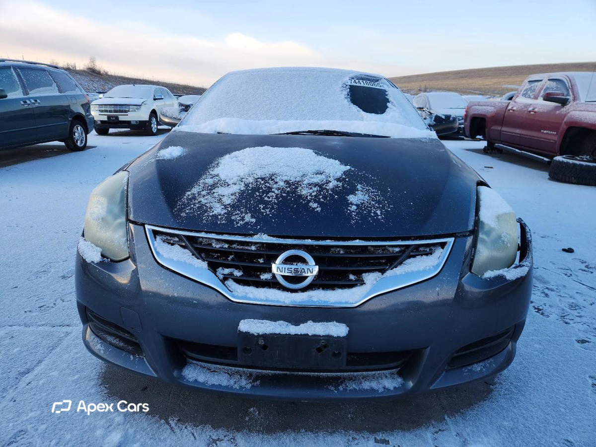 Nissan Altima 2012