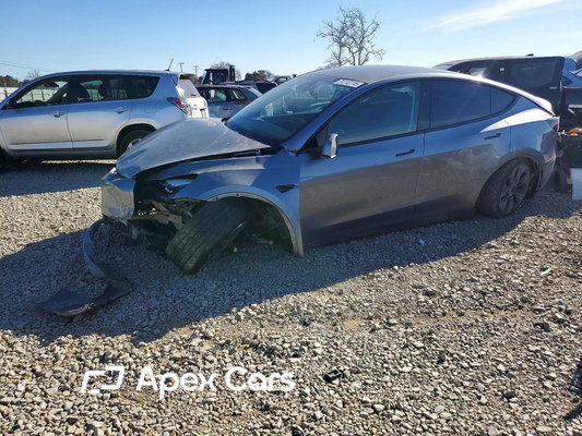 Tesla Model Y 2025 - Image 1 of 14