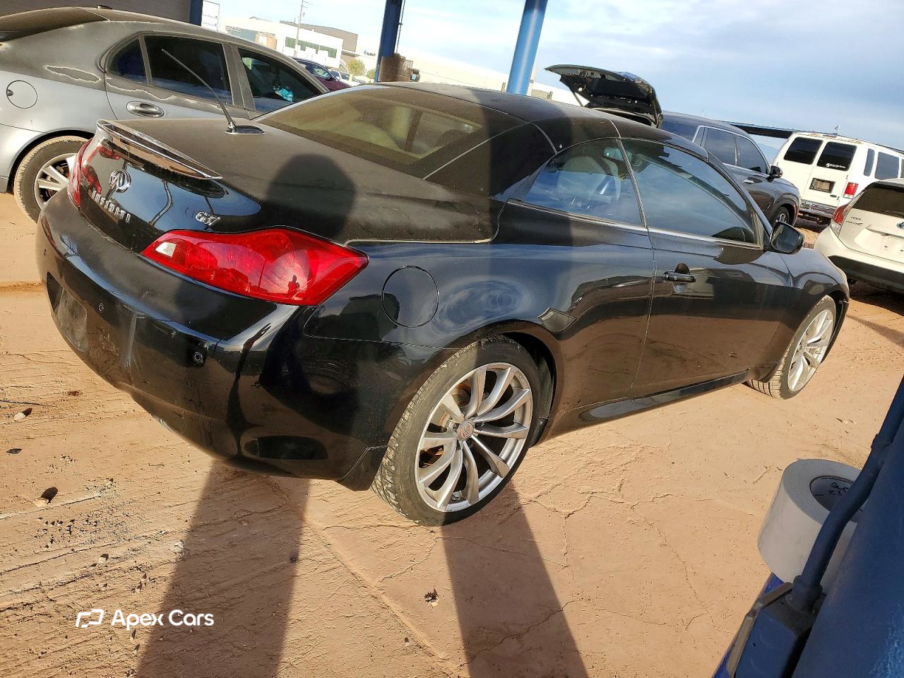 Infiniti G 2010