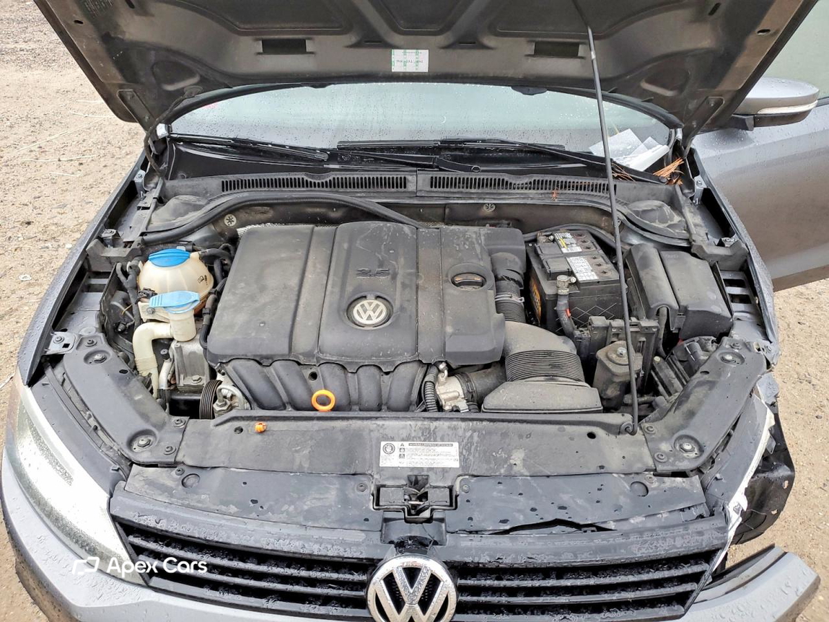 Volkswagen Jetta 2011