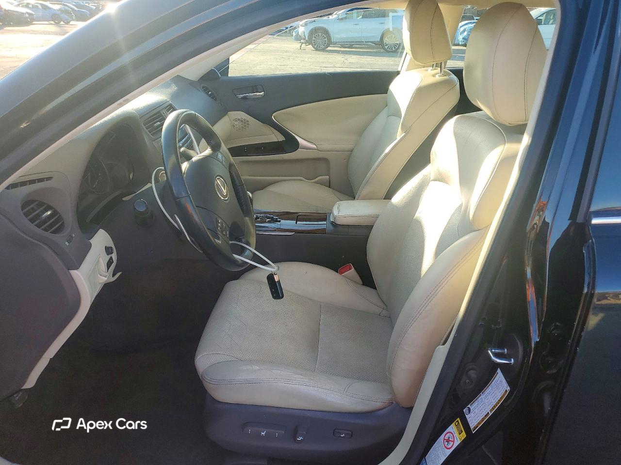 Lexus IS 2010