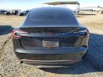 Tesla Model 3 2025