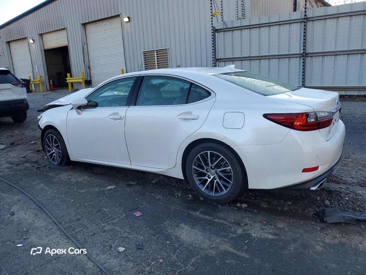 Lexus ES 2016