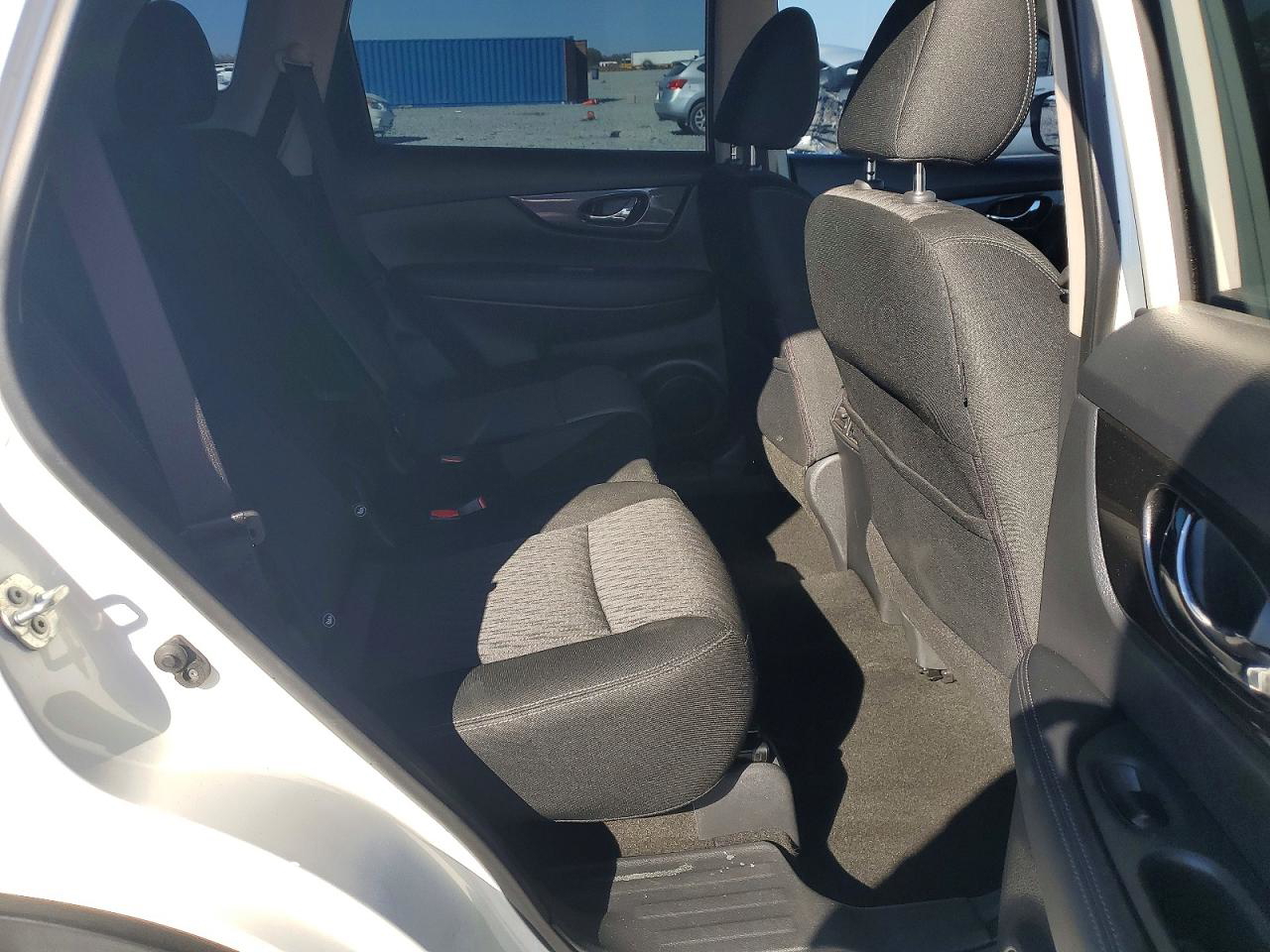 Nissan Rogue 2018