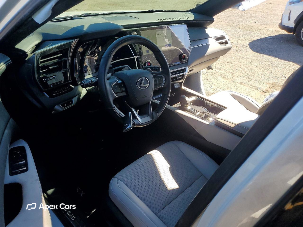 Lexus RX 2024
