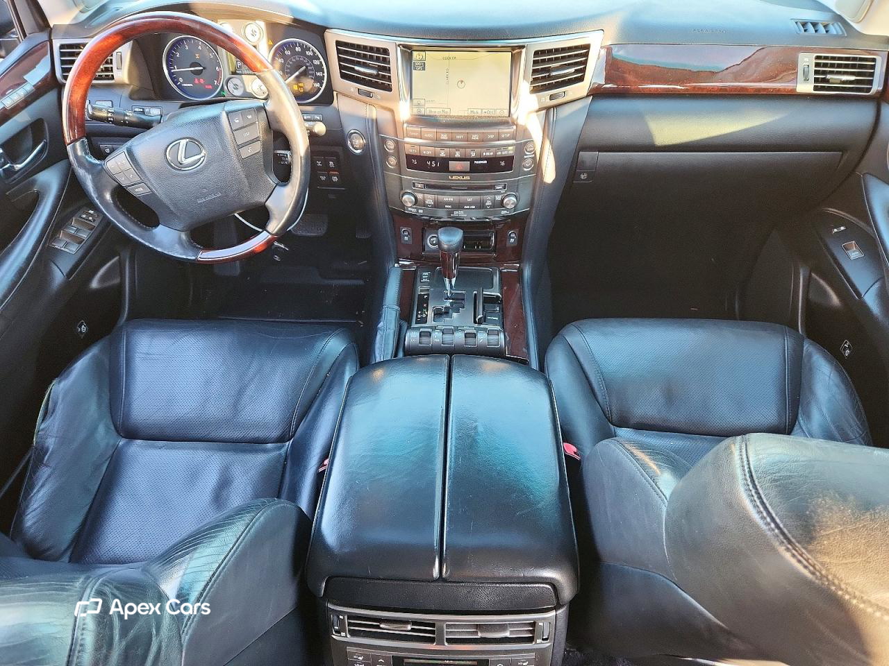 Lexus LX 2011