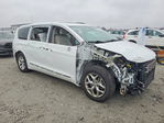Chrysler Pacifica 2019