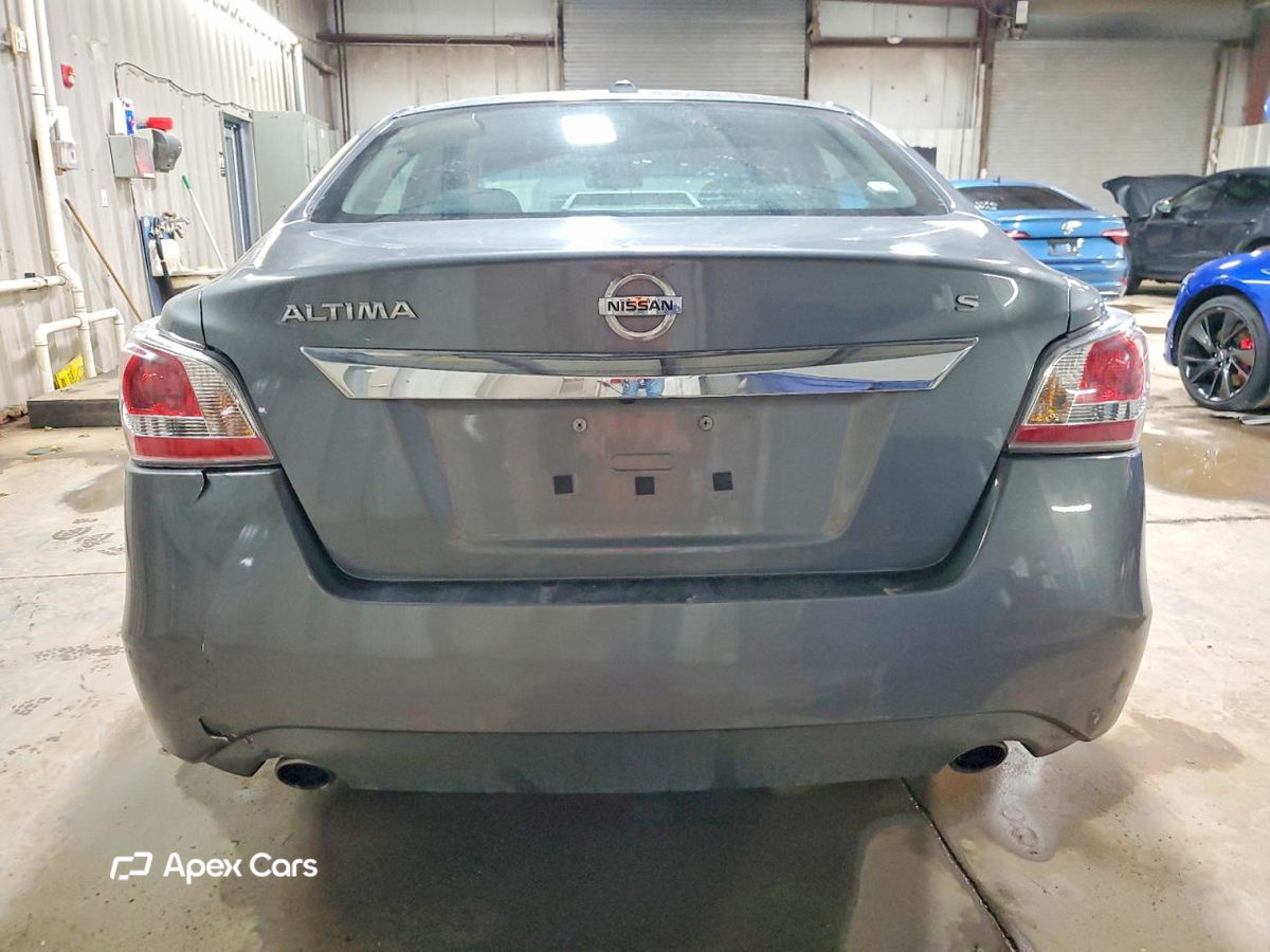 Nissan Altima 2015