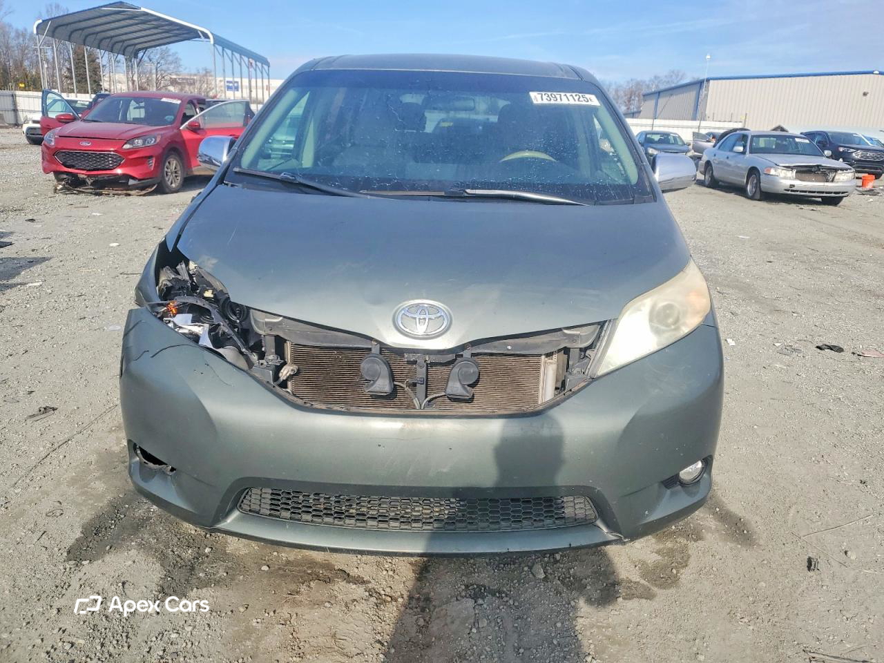 Toyota Sienna 2011